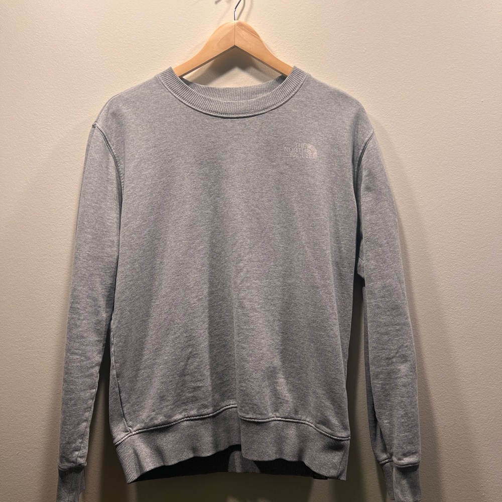 The North Face Men's Gray Fleece lined Crewneck/Sweater M